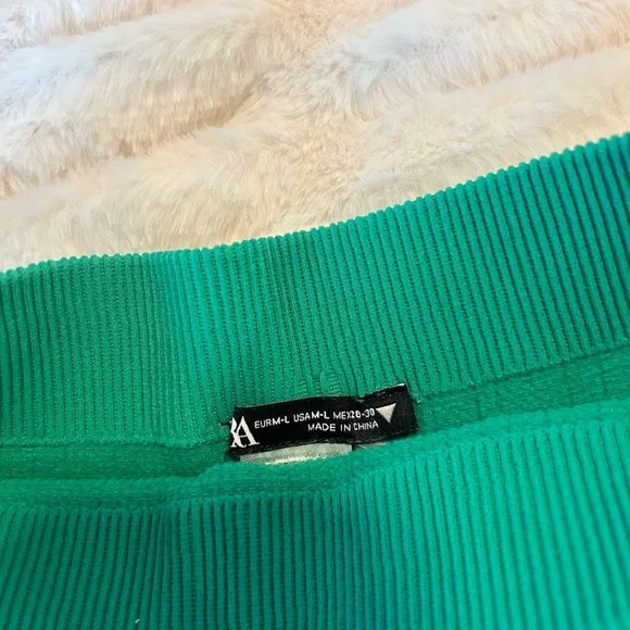 ZARA Set - Picture 2 of 3